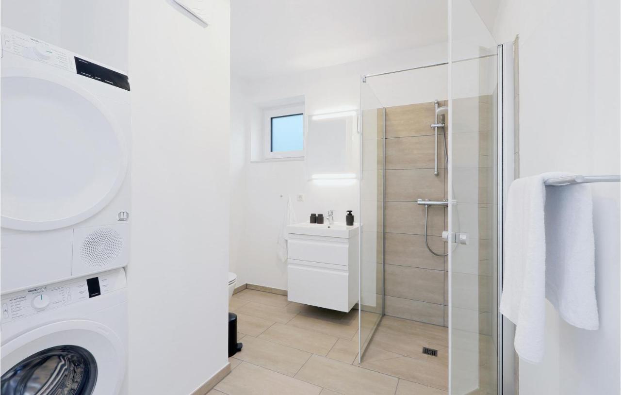Cozy Apartment In Lembruch-Duemmer See With Wifi Buitenkant foto