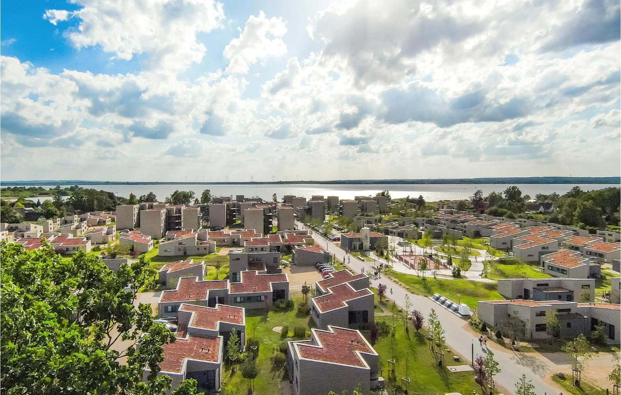 Cozy Apartment In Lembruch-Duemmer See With Wifi Buitenkant foto